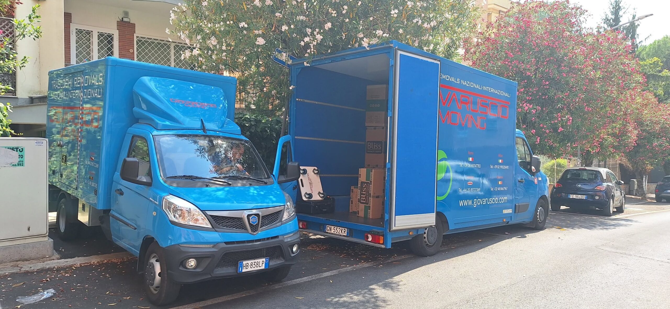Mezzi Giovaruscio Moving durante un trasloco